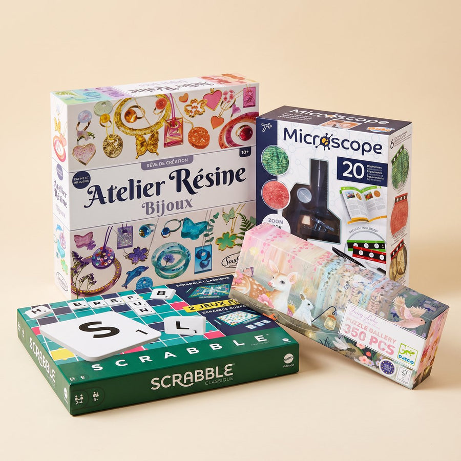 Idées de cadeaux pour une fille de 8 ans : atelier de bijoux en résine, microscope 20 expériences, jeu de Scrabble et puzzle Fairy Lake