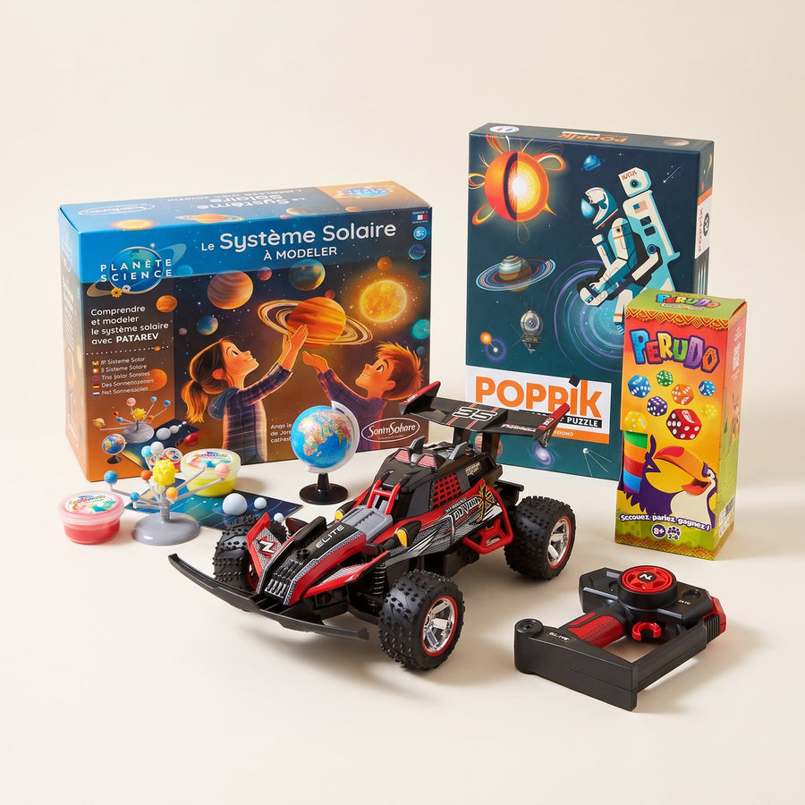 Idées de cadeaux pour un garçon de 8 ans : buggy radiocommandé, jeu Perudo, kit Le Système solaire et puzzle Astronomie de 500 pièces